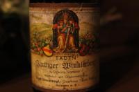 Kaiser im Etikett: Altes Wein-Etikett der Familie Unverzagt