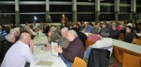 Volle Halle: Ortsvorsteher Wendelin Hintereck dankt dem ASV auf der Mitgliederversammlung 2011