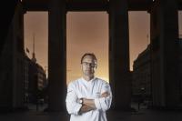  Otto der Große vom Adlon lässt bitten: Famoses Silvester-Menü von Hendrik Otto im weltberühmten Hotel Adlon!