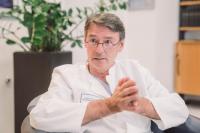 Künstler am Herz der Menschen: Friedhelm Beyersdorf, Koryphäe als Herzchirurg am Universitäts-Herzzentrum Freiburg