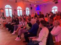 Japanische Klangwelten begeistern im Spiegelsaal von Donaueschingen