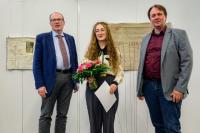 Donaueschinger Regionale eröffnet: Den Kunstpreis der Stadt Donaueschingen erhielt Katharina Büttgen!