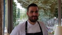  La belle cuisinière Max Bergerhoff: Er sieht nicht nur gut aus, er kann auch vorzüglich kochen.