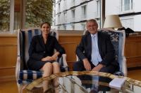 Die Chefin des Burtsche-Konzerns ist jetzt sie: Dr. Kirsten Moser mit ihrem Vater Roland Burtsche