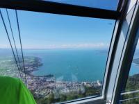 Traumblick aus der schwebenden Gondel der Pfänderbahn auf den Bodensee