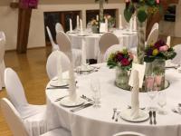 Traum-Hochzeiten: Rocco und Nicole Leone bitten zum Fest der Liebe in den fürstlichen Gutshof von Umkirch.