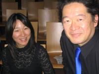 Der Dirigent des Gemischten Chores, Mako Kobayashi, und seine Frau Nanotsu Miyaji