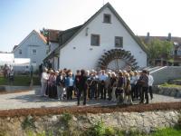 Umkirchs Mühle klappert jetzt mit neuem Mühlrad